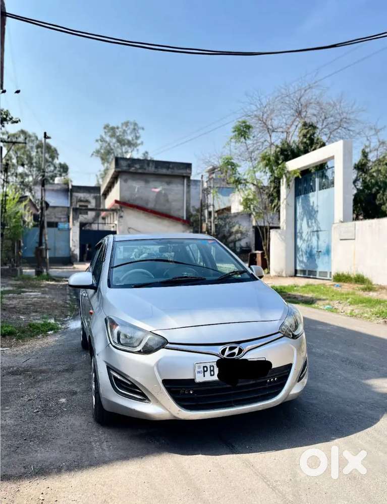 Hyundai I20 2012 Petrol 62000 Km Driven
