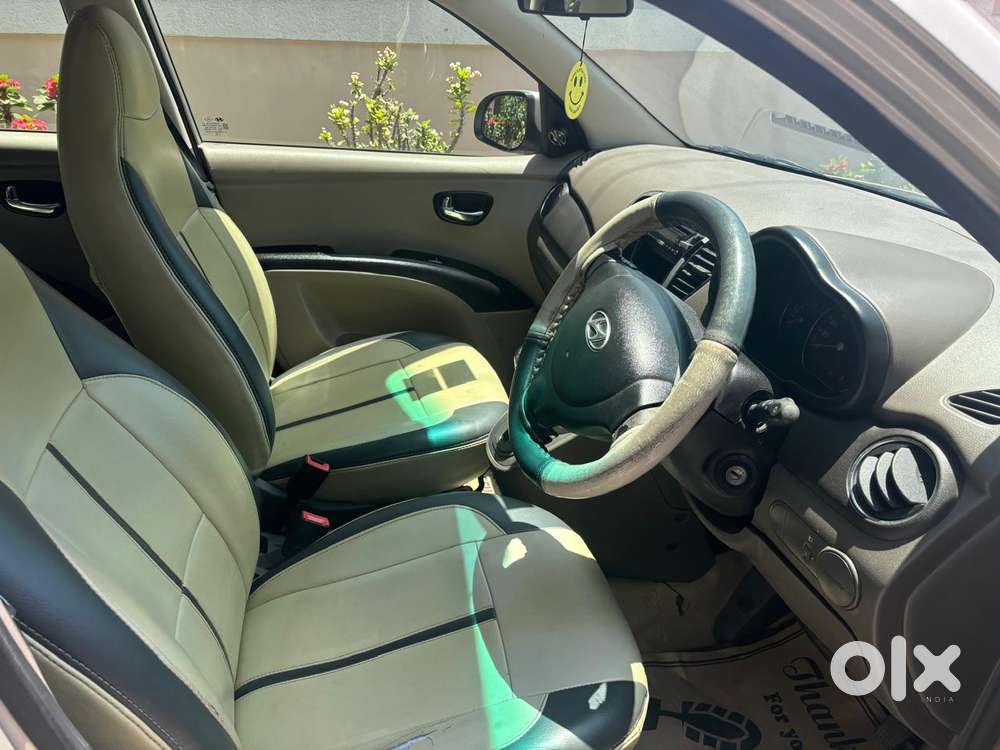 Hyundai I10 Sportz, 2012, Petrol