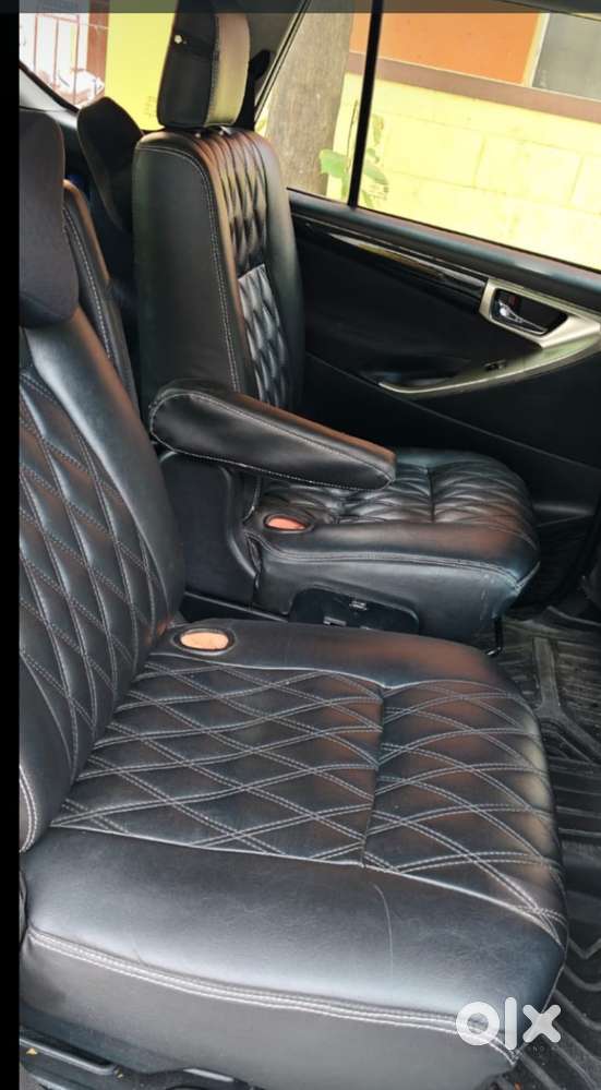 Toyota Innova Crysta 2.4 V 7 Str, 2016, Diesel