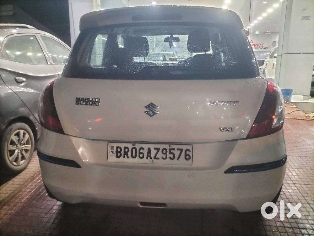 Maruti Suzuki Swift Vvt Zxi, 2016, Petrol
