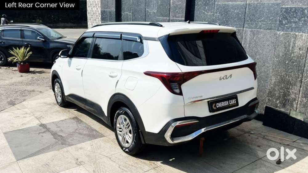 Kia Carens 1.5 Premium 7 Str, 2023, Petrol