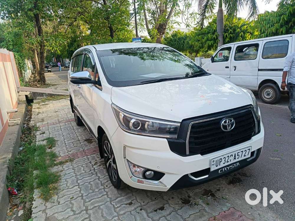 Innova Crysta 2.4 Z