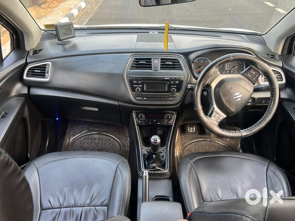 Maruti Suzuki S-cross 2016 Diesel Well Maintained