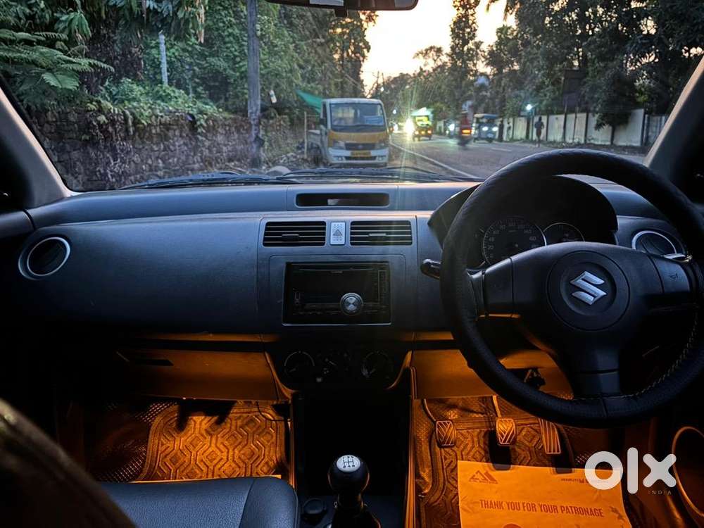 Maruti Suzuki Swift Dzire 2011