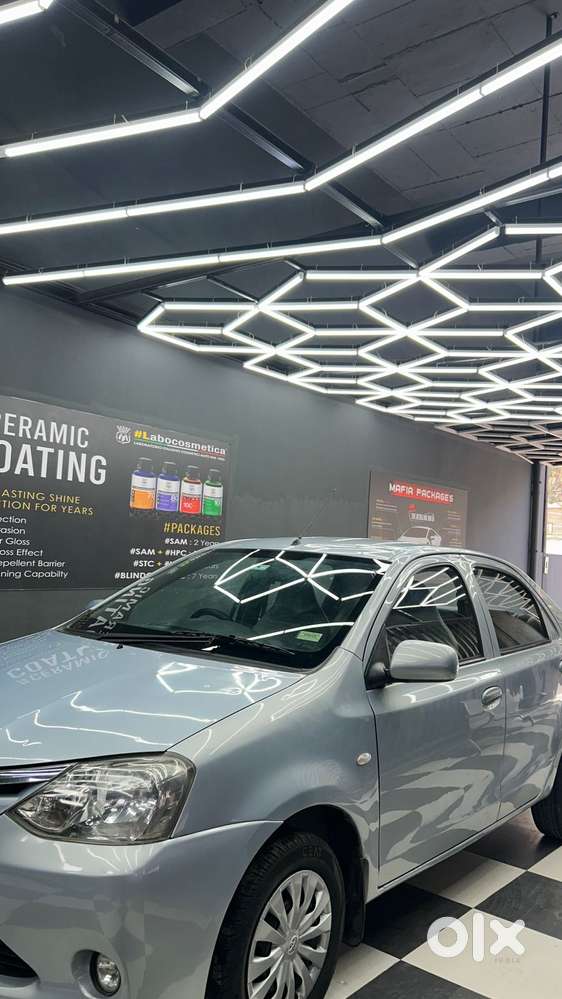 Toyota Etios, 2011, Petrol