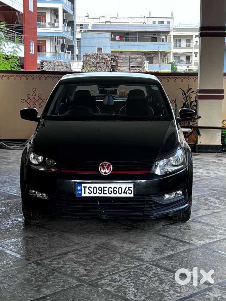 Volkswagen Polo 1.5 Tdi – 2015  Carbon Grey Metallic