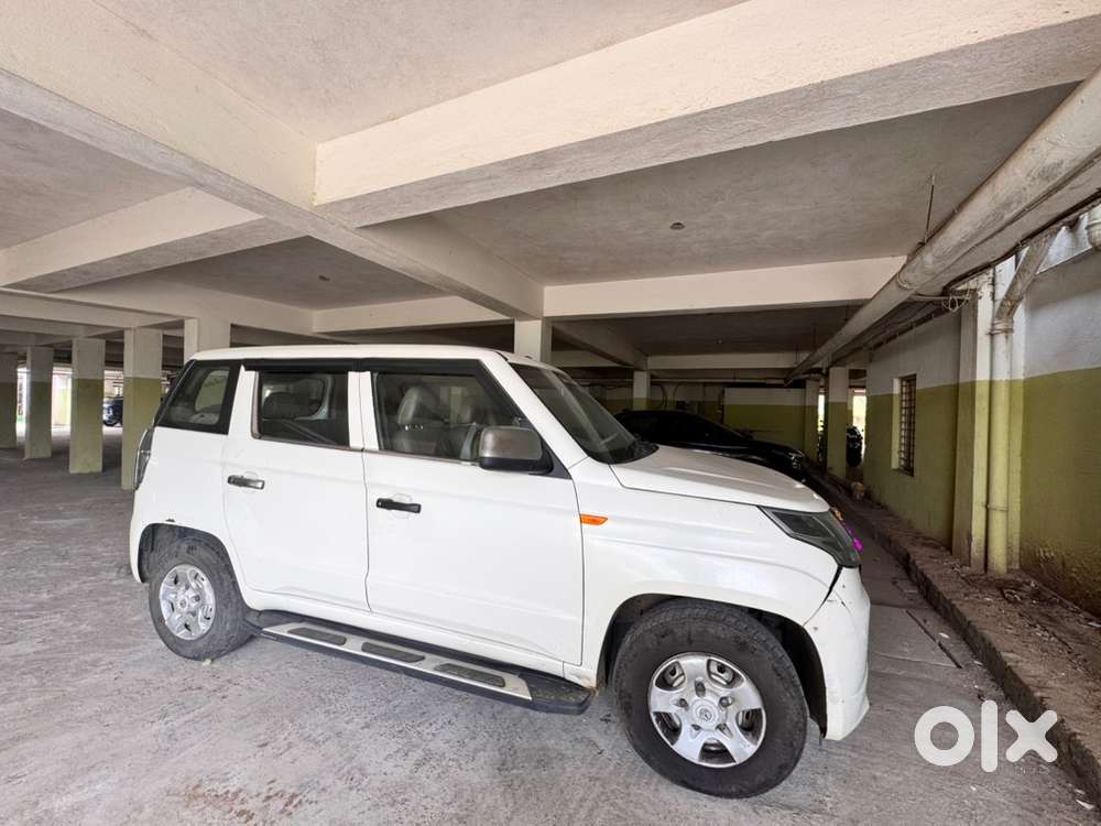 Mahindra Tuv 300 Plus 2019