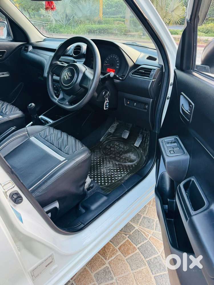 Maruti Suzuki Swift 1.2 Lxi (o), 2021, Petrol