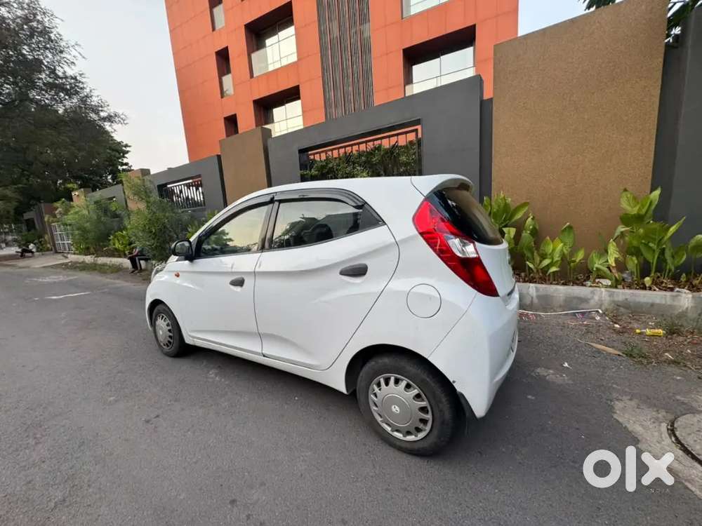 Hyundai Eon 2012 Petrol Well Maintained