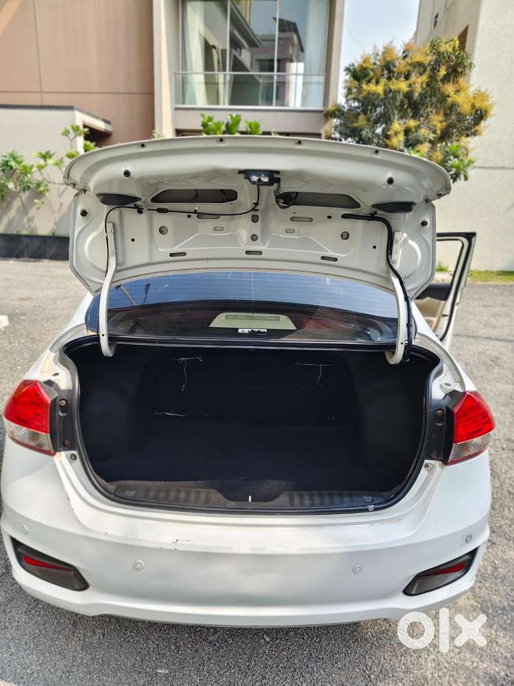 Maruti Suzuki Ciaz 1.3 Zeta, 2017, Diesel