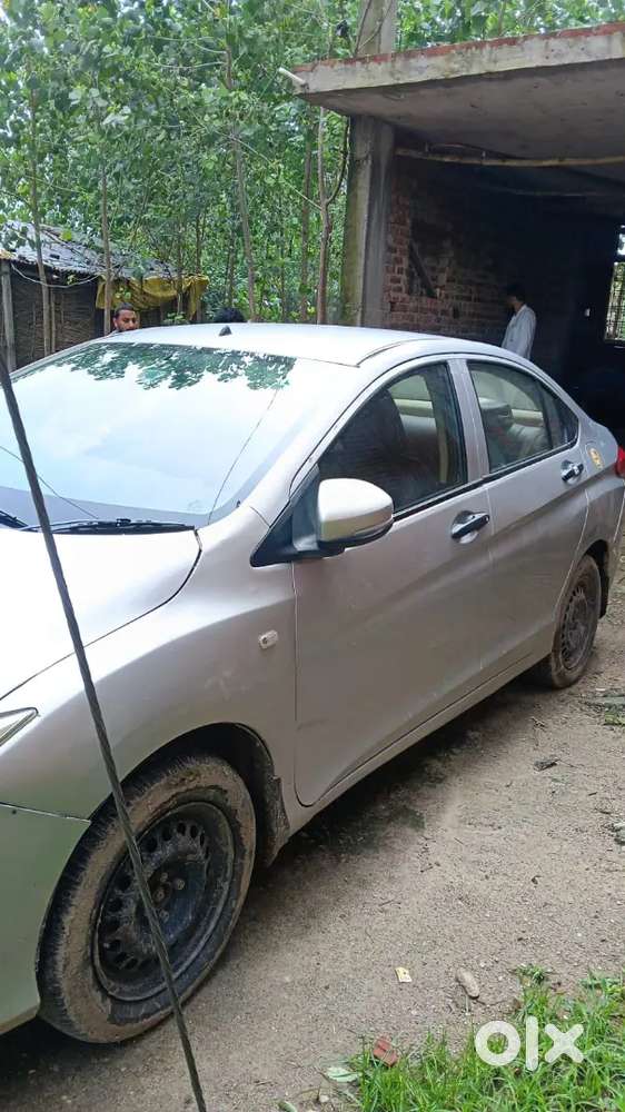 Honda City 1.5 V Petrol 2015