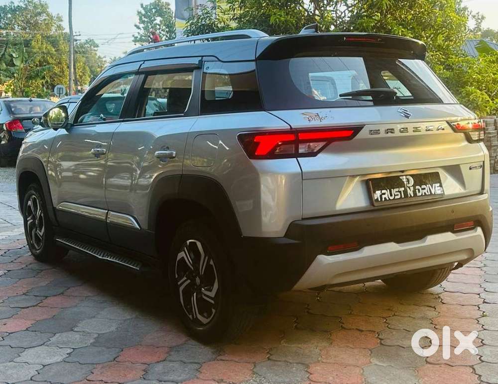 Maruti Suzuki Brezza 1.5 Zxi Plus Smart Hybrid, 2023, Petrol