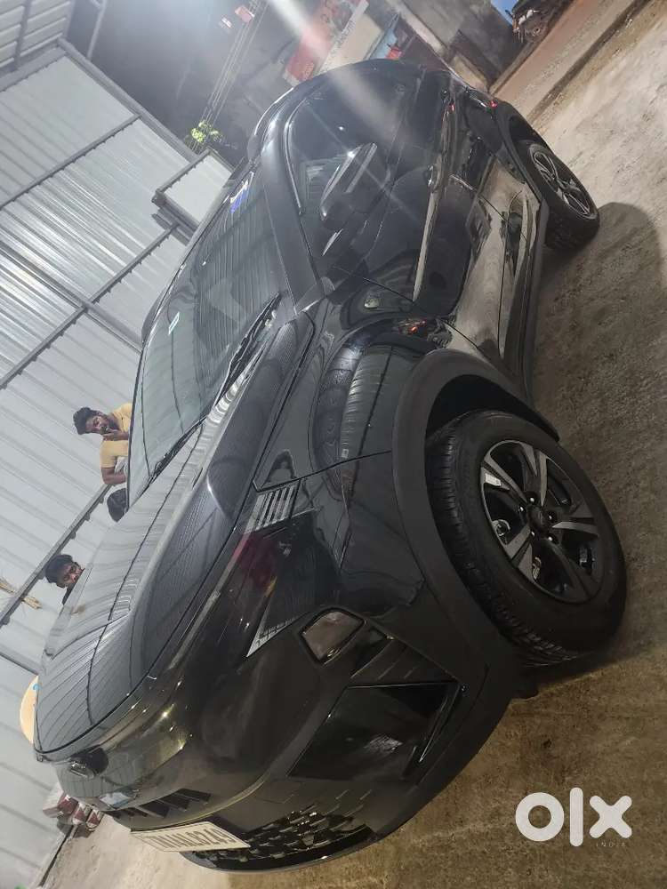Tata Nexon 2025 Petrol 40000 Km Driven Well Maintained