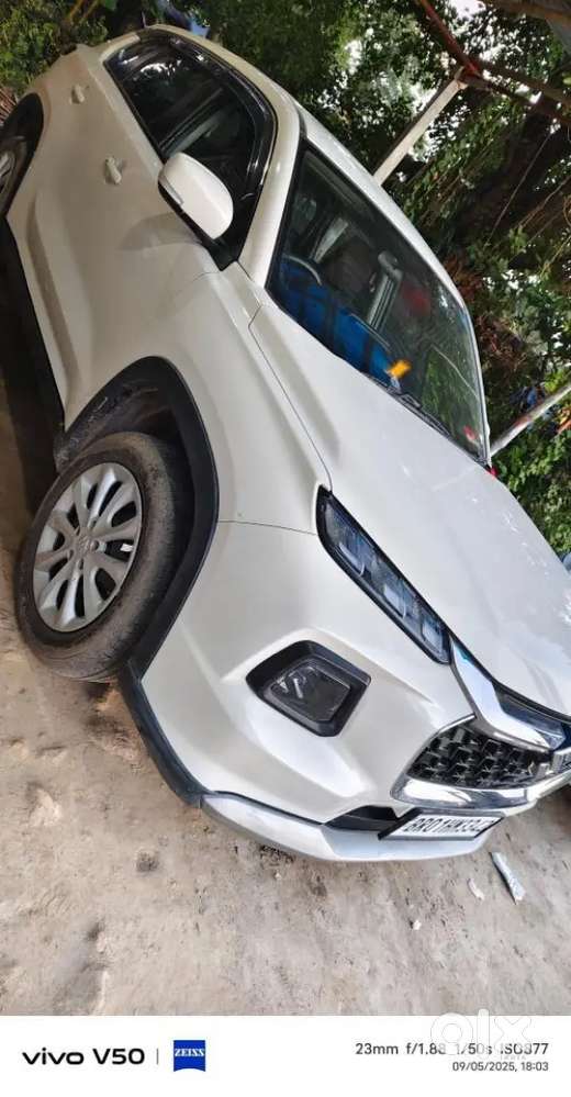 Maruti Suzuki Grand Vitara 2024 Petrol 36000 Km Driven( Nov)2024