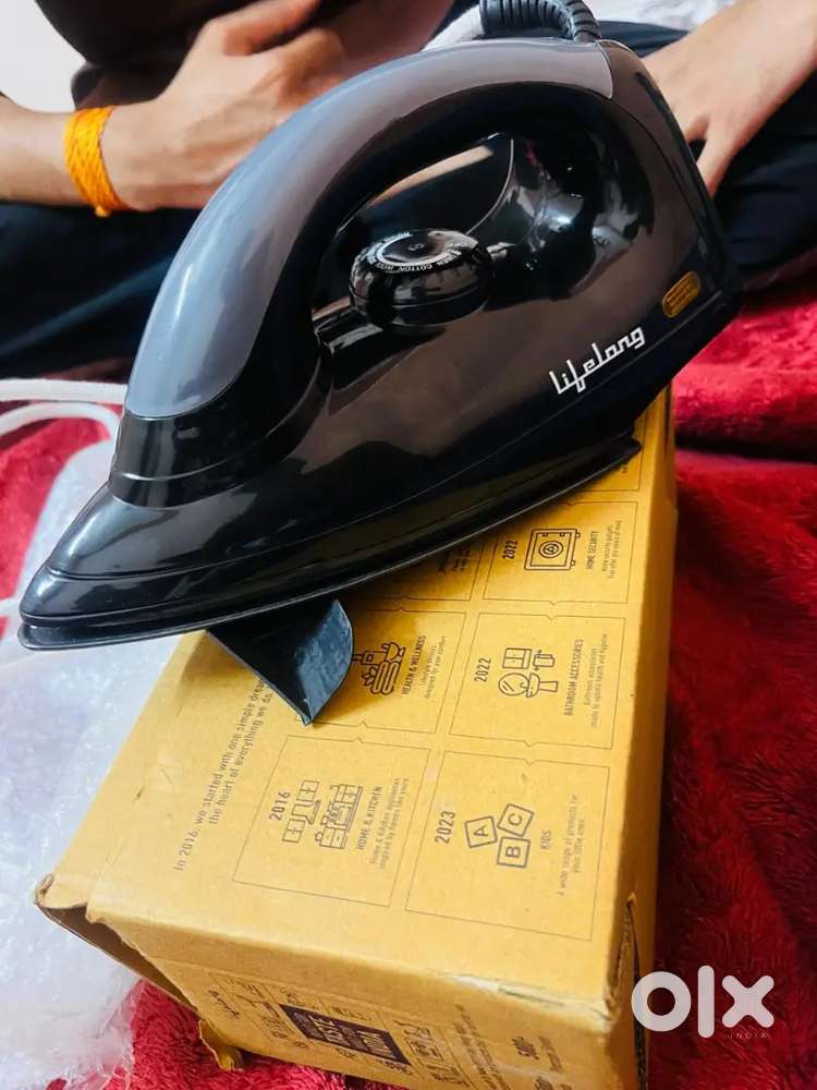 Lifelong LLDI18 Dry Iron 1000W | 1 Year Warranty | Like New