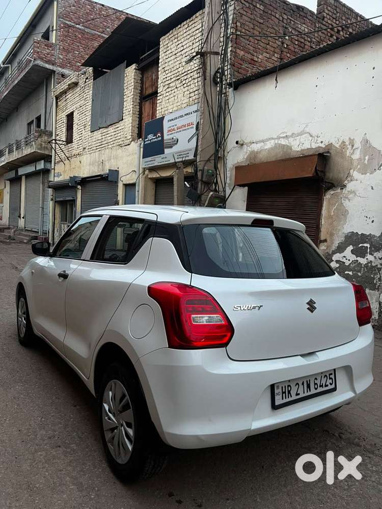 Maruti Suzuki Swift 1.2 Lxi (o), 2019, Petrol