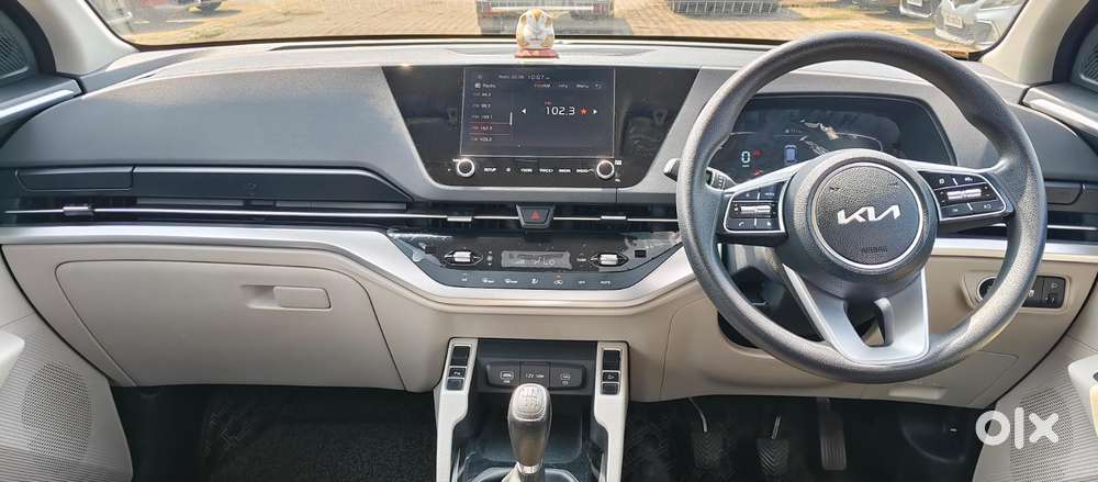 Kia Carens 1.4 Prestige Plus Turbo 7 Str, 2022, Petrol
