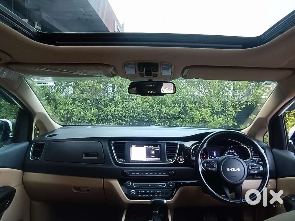 Kia Carnival Limousine Plus 7 Str, 2022, Diesel