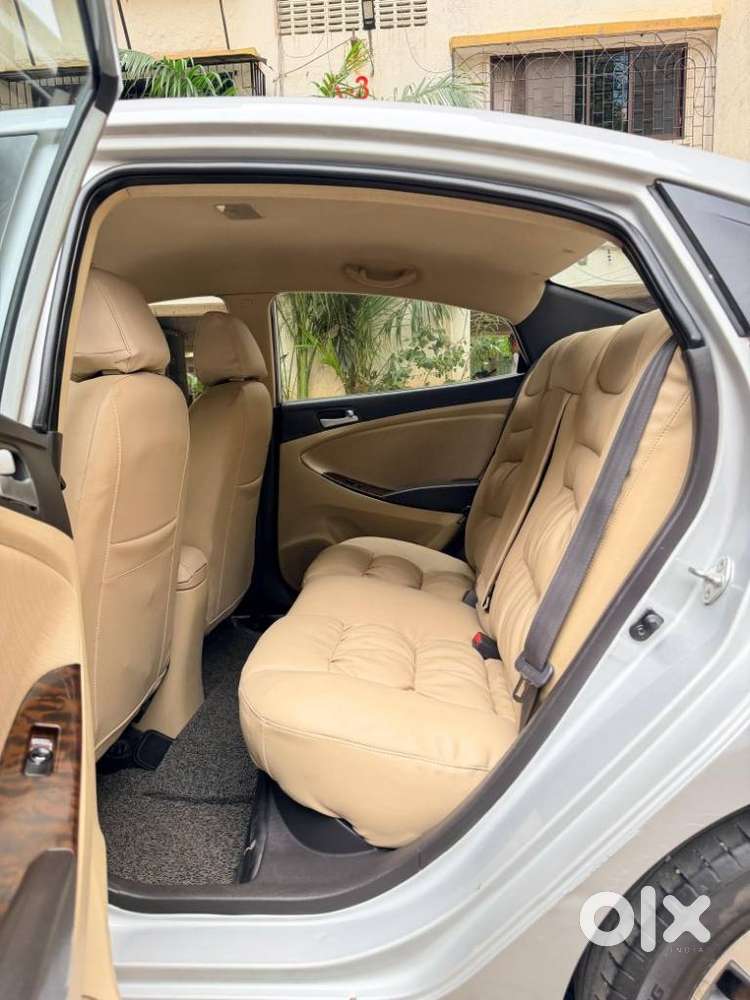 Hyundai Verna 1.6 Sx (o) Vtvt At, 2015, Petrol