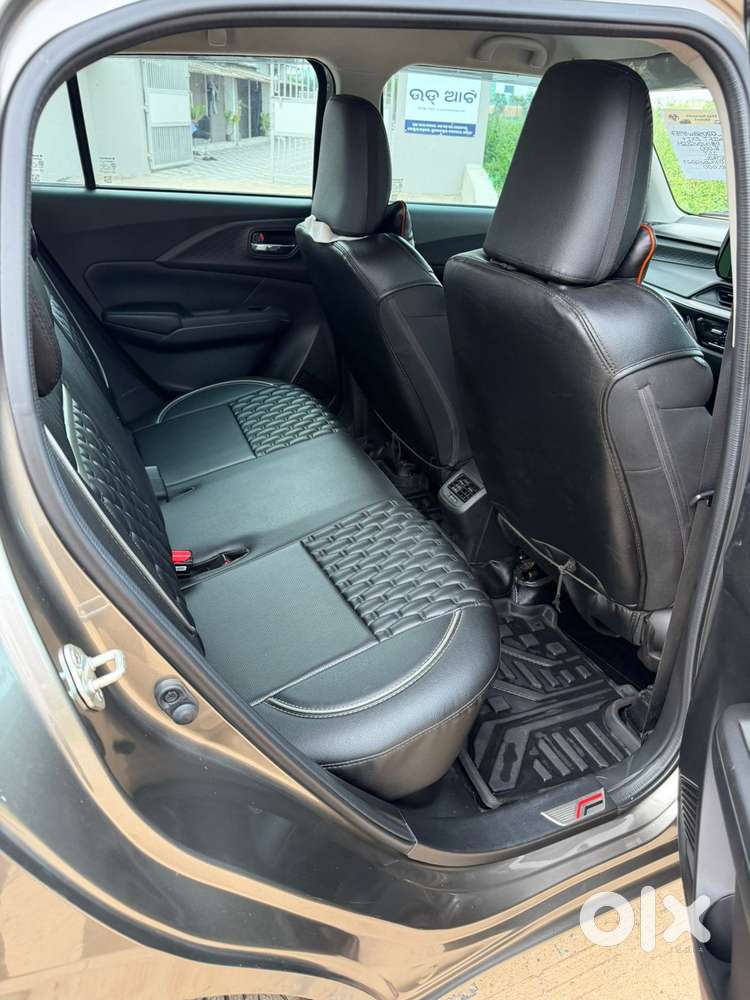 Maruti Suzuki Swift Zxi Plus Dual Tone, 2024, Petrol