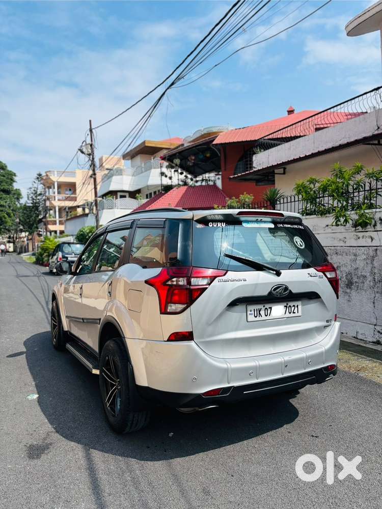 Xuv500 W7 (o) At  2018  1st Owner  Uk07