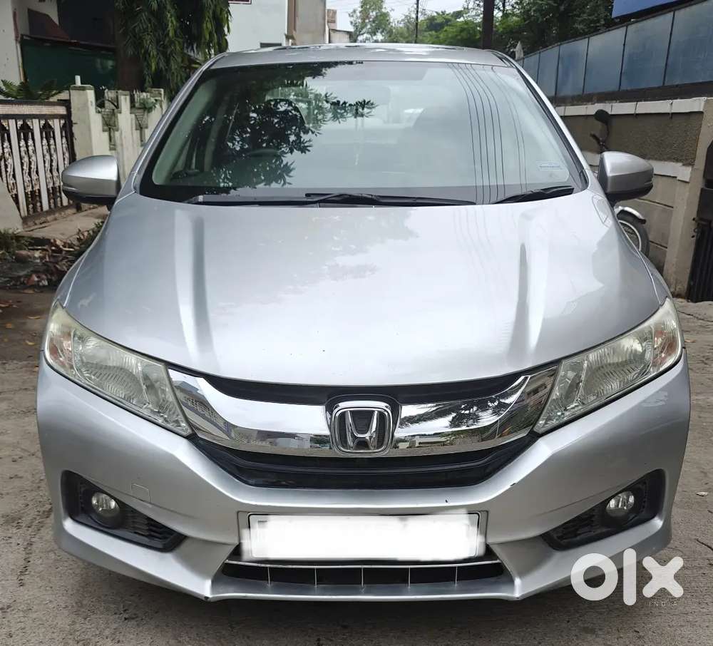Honda City 2016 Diesel Well Maintained With Sunroof.