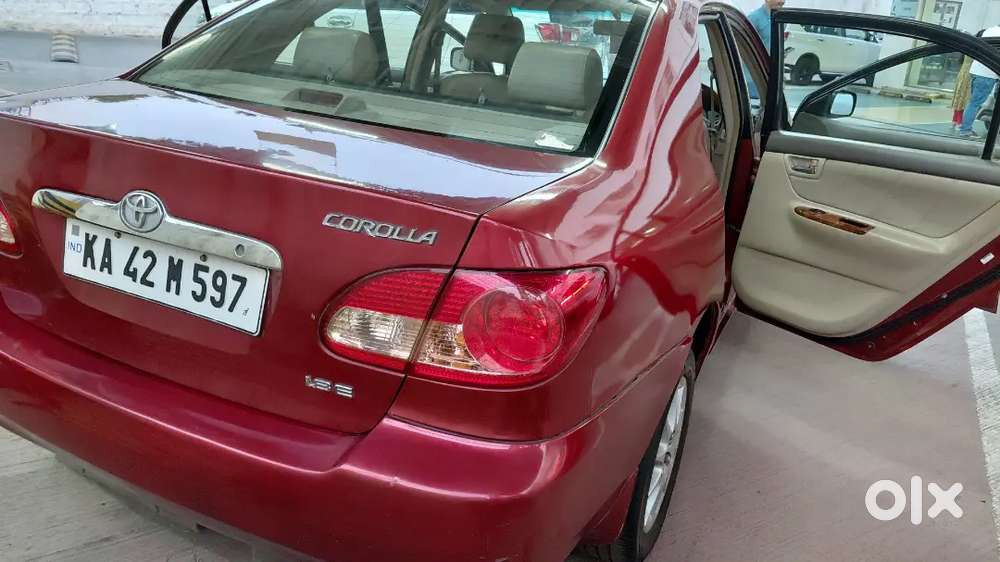 Toyota Corolla Altis 2014 Petrol Well Maintained