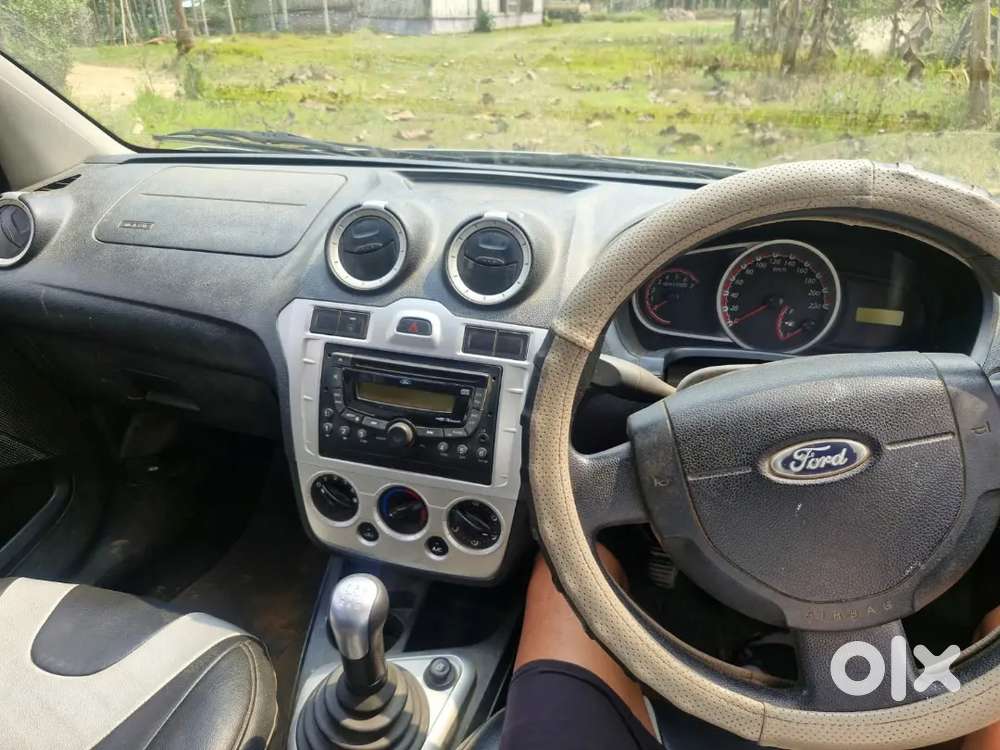 Ford Figo 2012 Petrol 89000 Km Driven