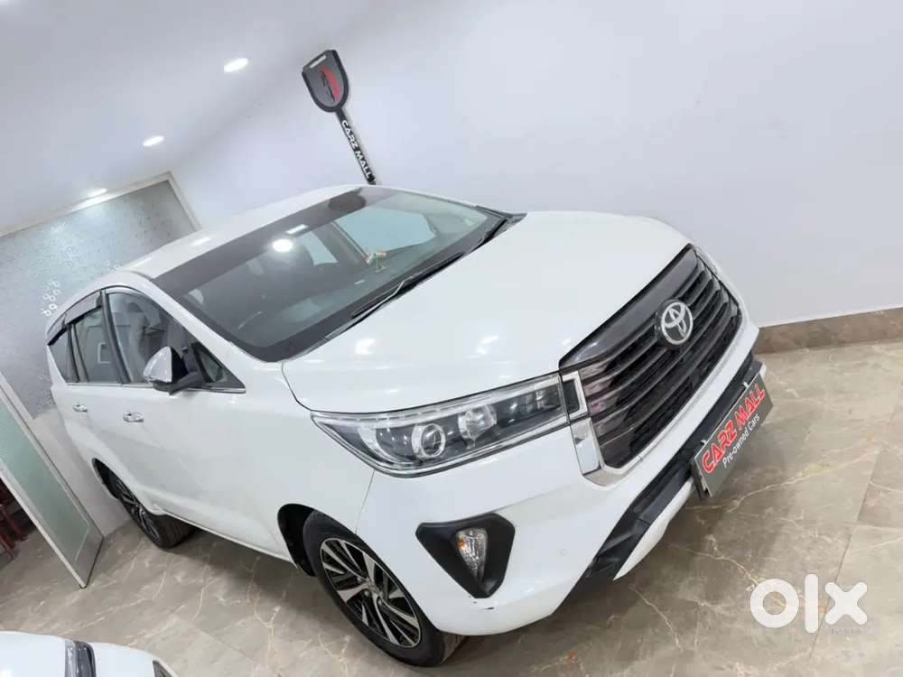 Toyota Innova Crysta 2022 Diesel 118000 Km Driven