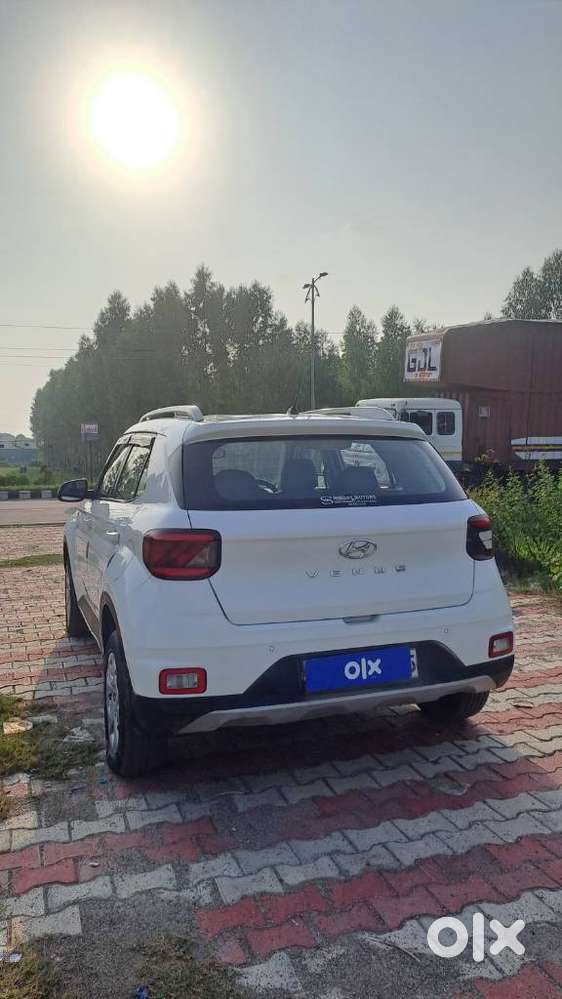 Hyundai Venue S, 2019, Petrol