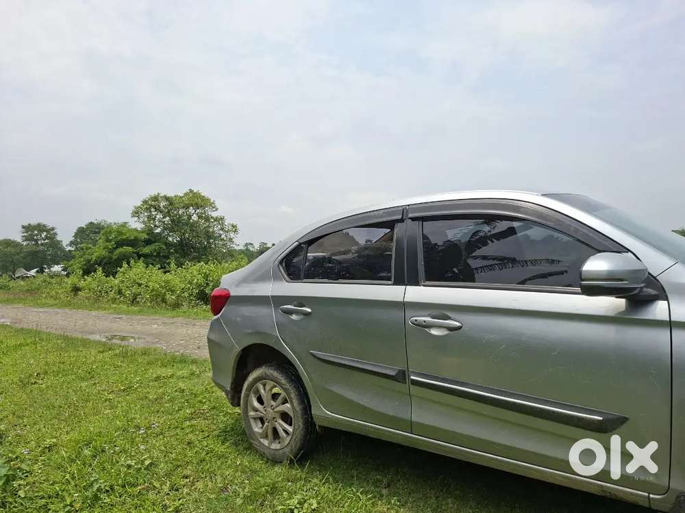 Honda Amaze 2018 Petrol 75000 Km Driven