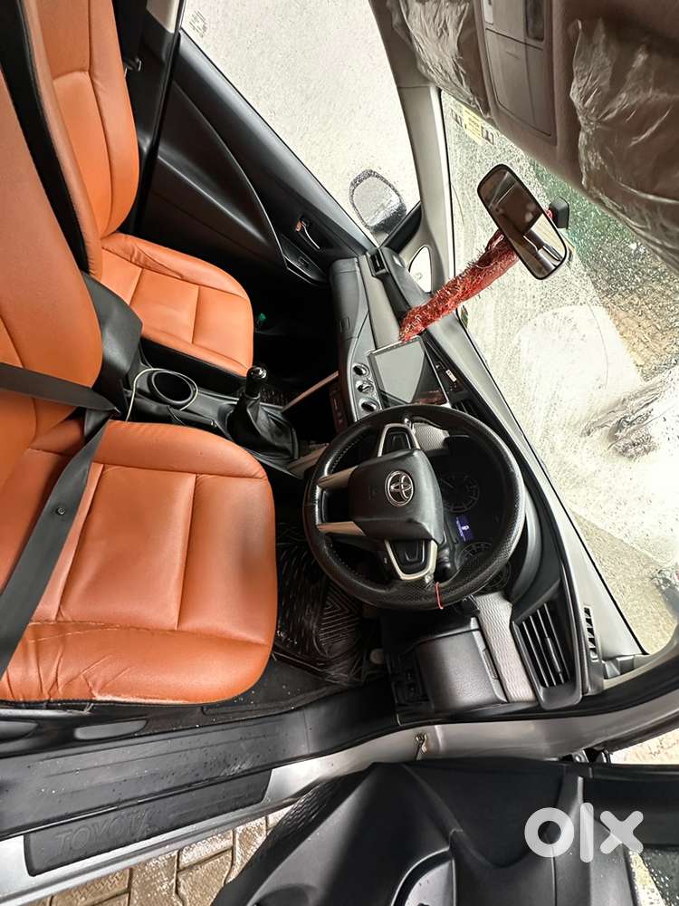 Toyota Innova Crysta 2017