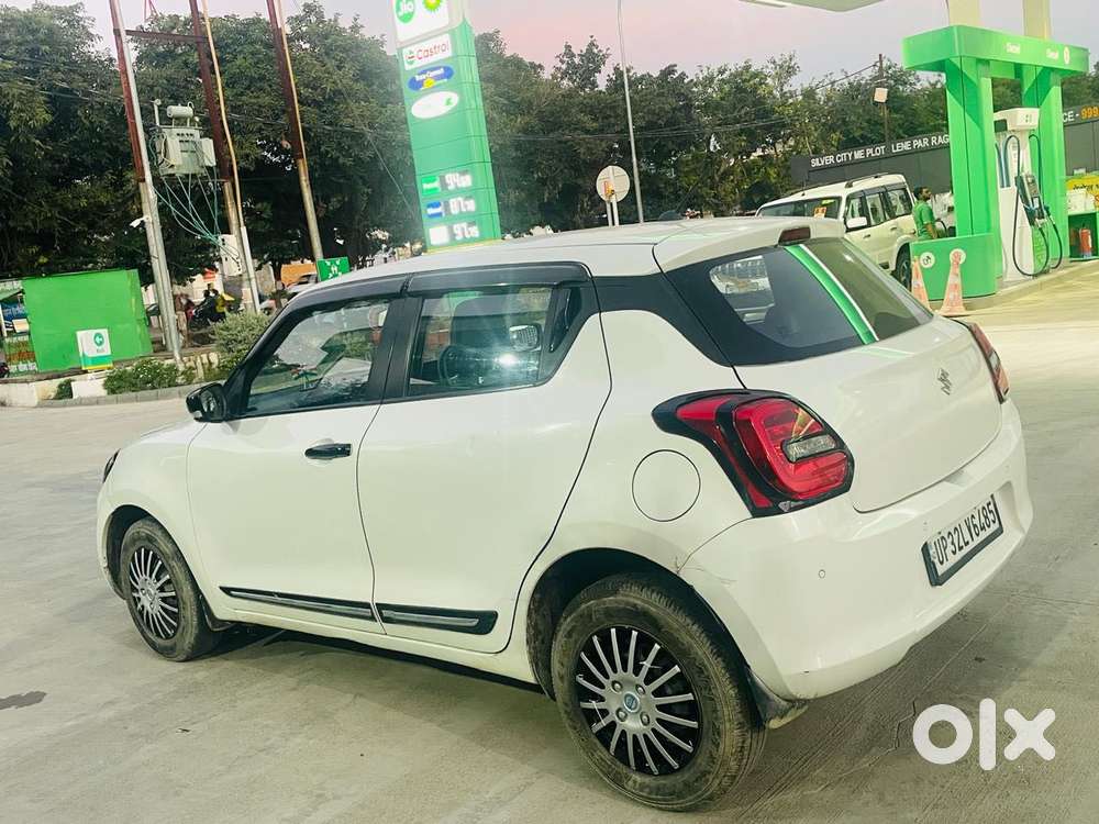 Maruti Suzuki Swift Vxi + Manual, 2020, Petrol