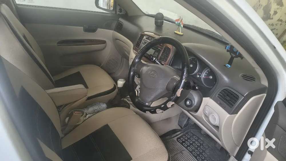 Hyundai Verna 2010 Diesel 150000 Km Driven