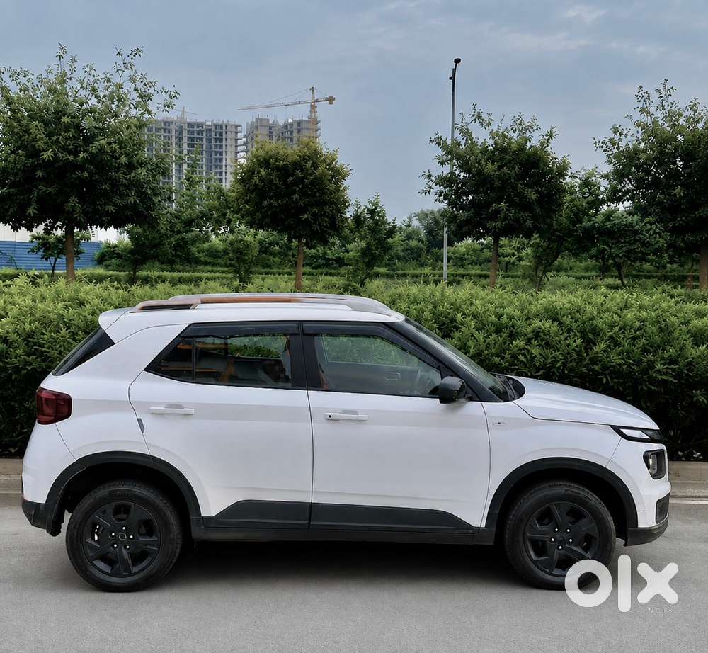 Hyundai Venue 2020 Cng & Hybrids Good Condition