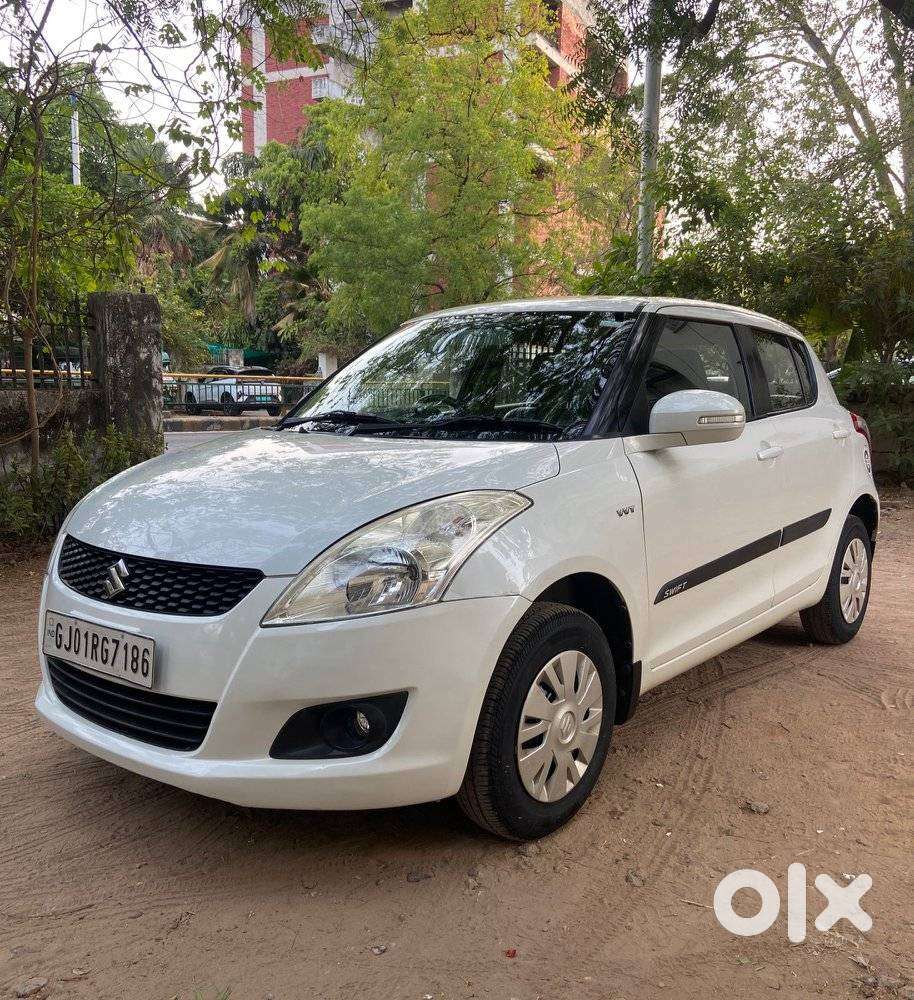 Maruti Suzuki Swift Vxi + Manual, 2014, Petrol
