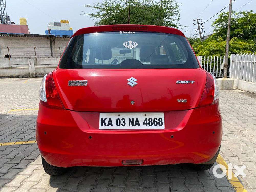 Maruti Suzuki Swift Vxi Optional, 2017, Petrol