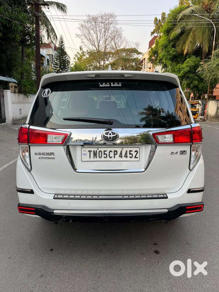 Toyota Innova Crysta 2.4 G Mt 8s, 2023, Diesel