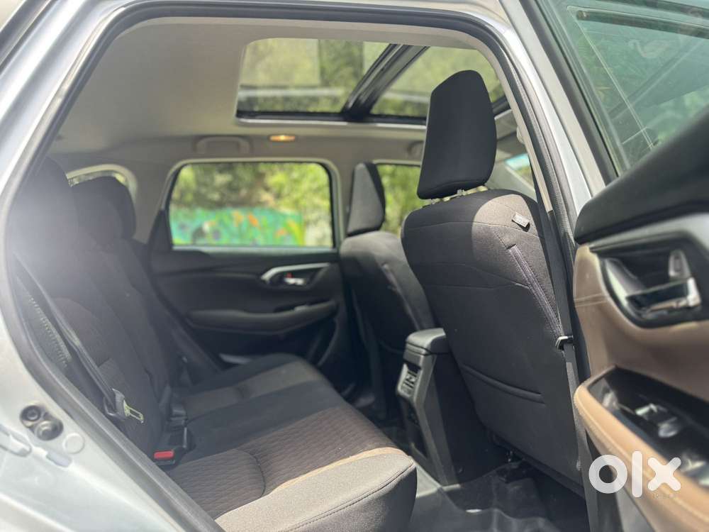 Toyota Urban Cruiser Hyryder 1.5 G Hybrid, 2024, Petrol