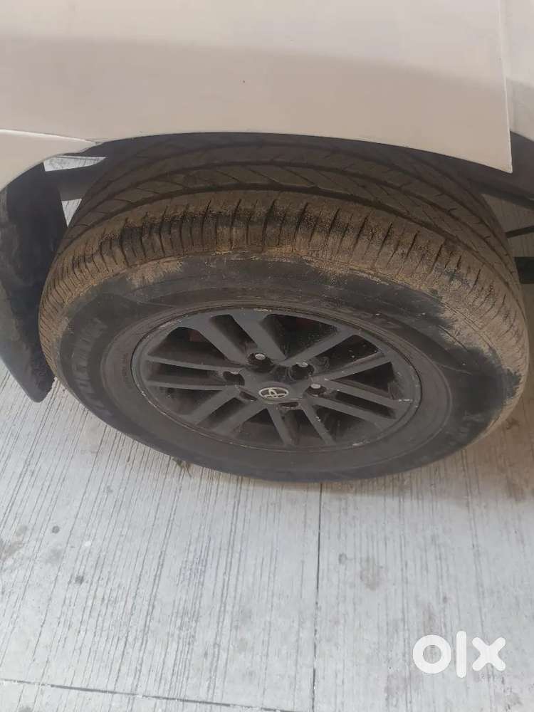 Toyota Fortuner 2012 Diesel 140000 Km Driven