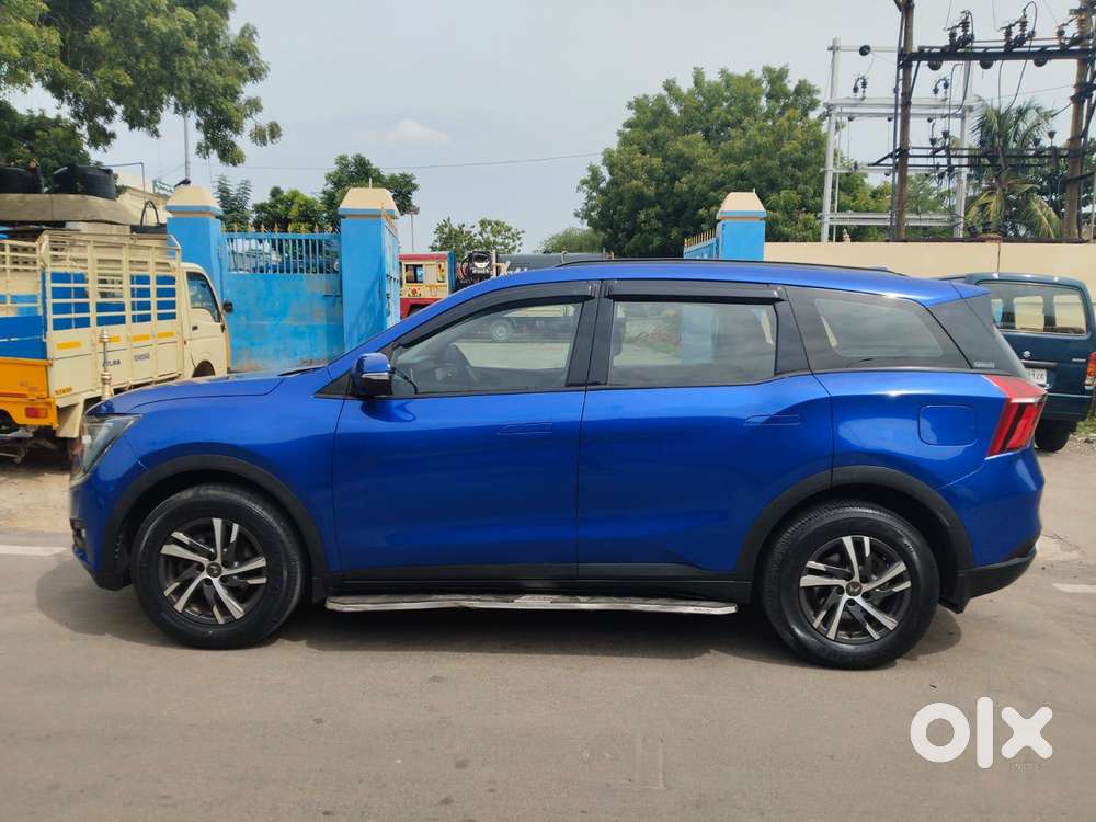 Mahindra Xuv700 2.0 Ax 5 Petrol Mt 7 Str, 2022, Petrol