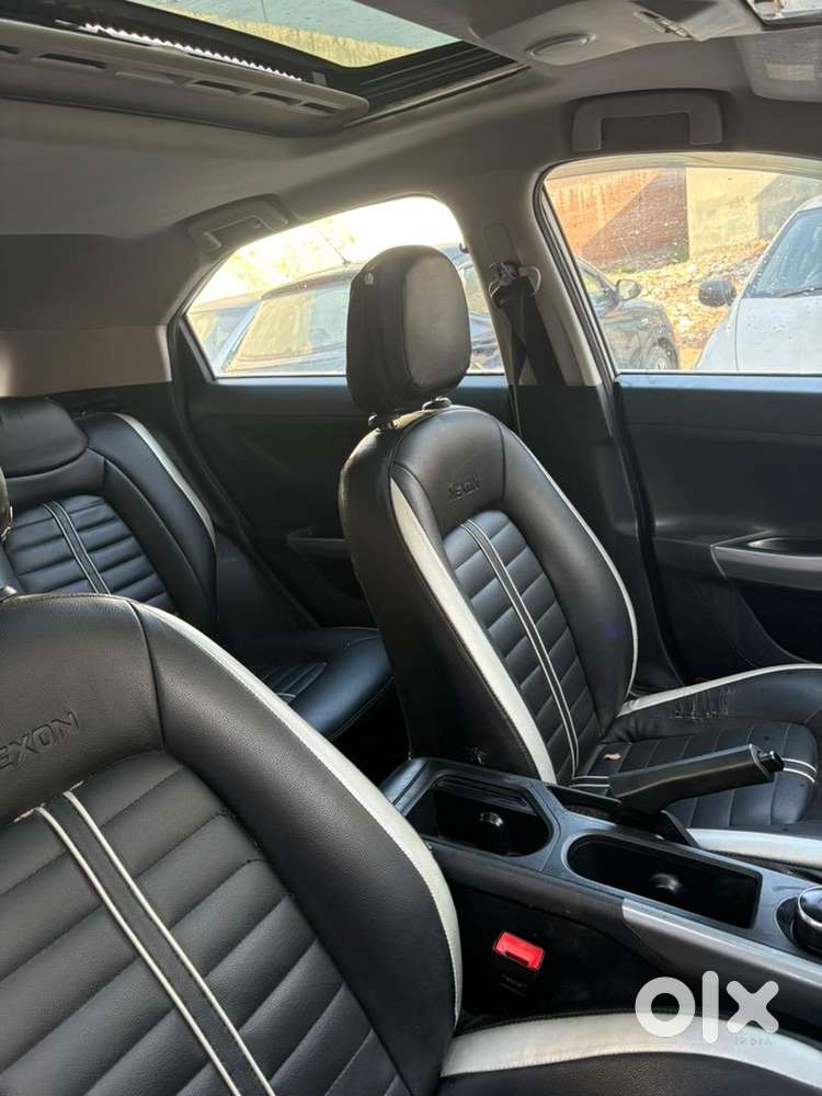 Tata Nexon 2020 Diesel Good Condition With Sunroof