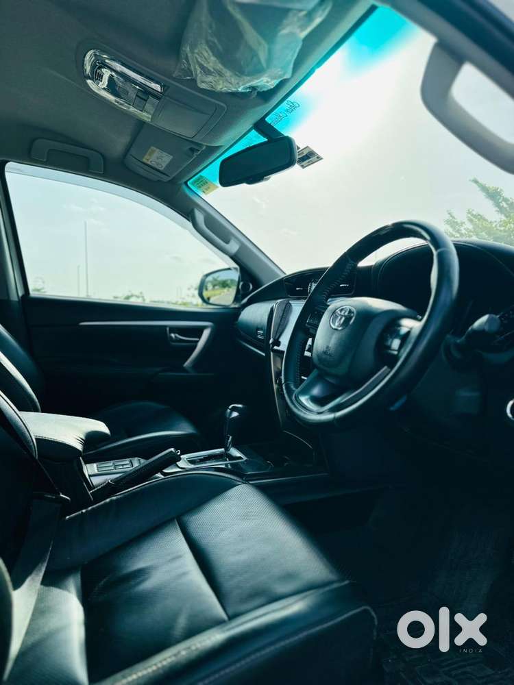 Toyota Fortuner 3.0 4x2 Automatic, 2023