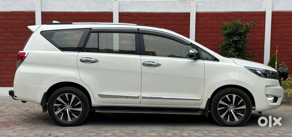 Toyota Innova Crysta 2.4 Z 7 Str, 2021, Diesel