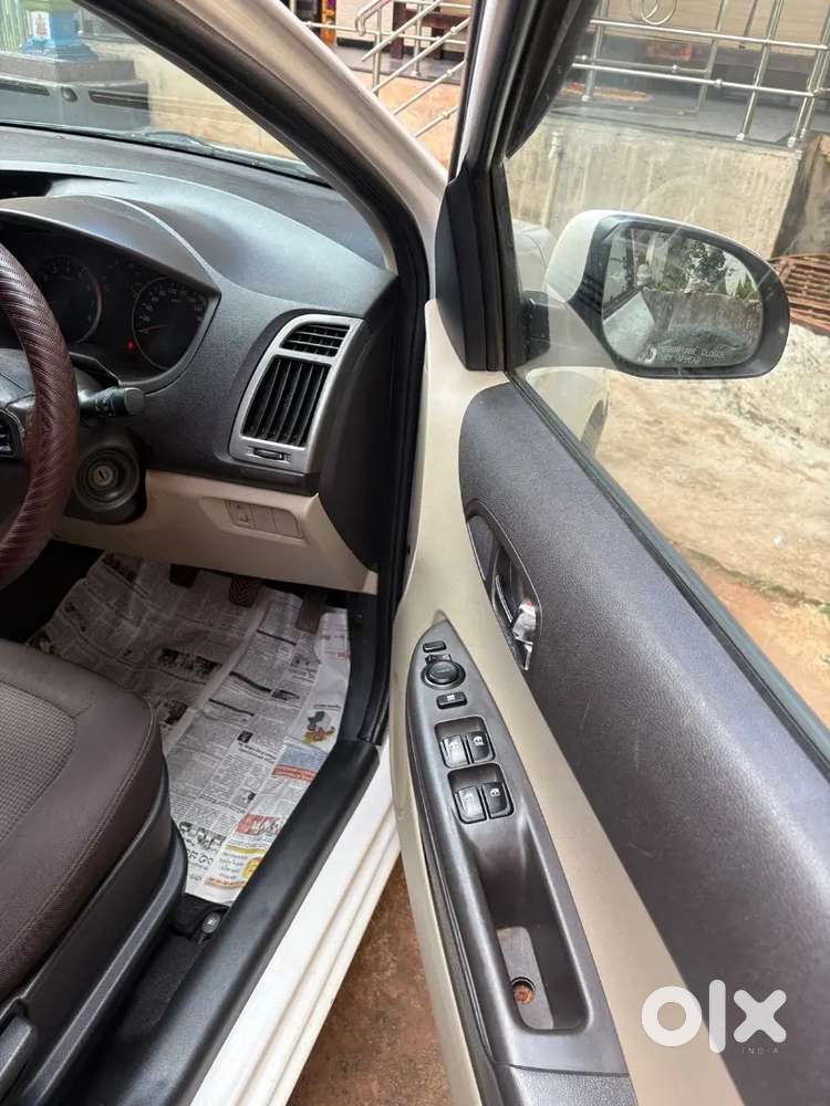Hyundai I20 2013 Petrol Well Maintained