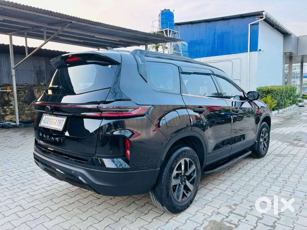 Tata Safari Pure Plus S Dark Edition, 2025, Diesel