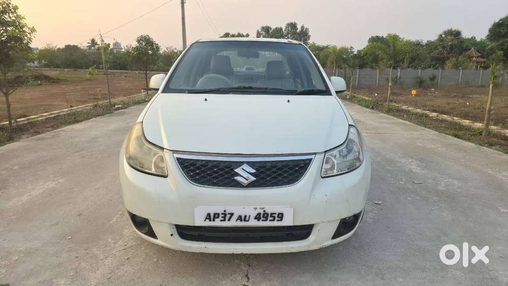 Maruti Suzuki Sx4 Zxi Mt Bsiv Leather, 2009, Petrol