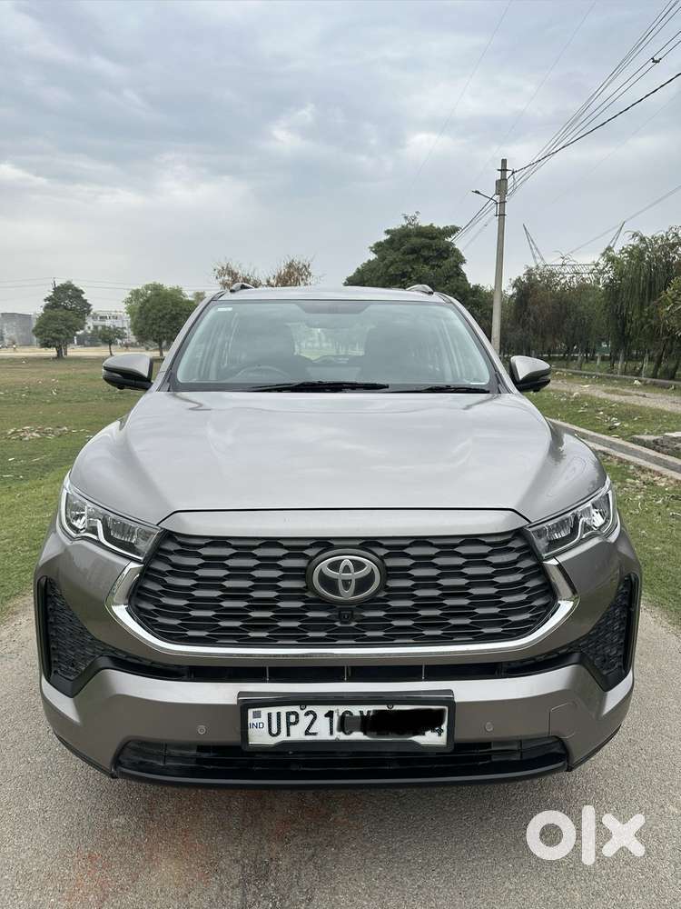 Toyota Innova Hycross 2.0 Vx Hybrid 7 Str, 2023, Petrol