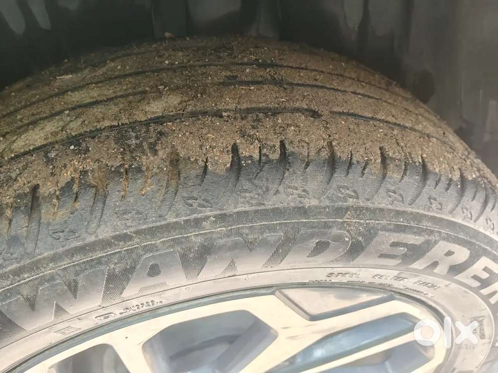 Maruti Suzuki Fronx 2024 Petrol Well Maintained