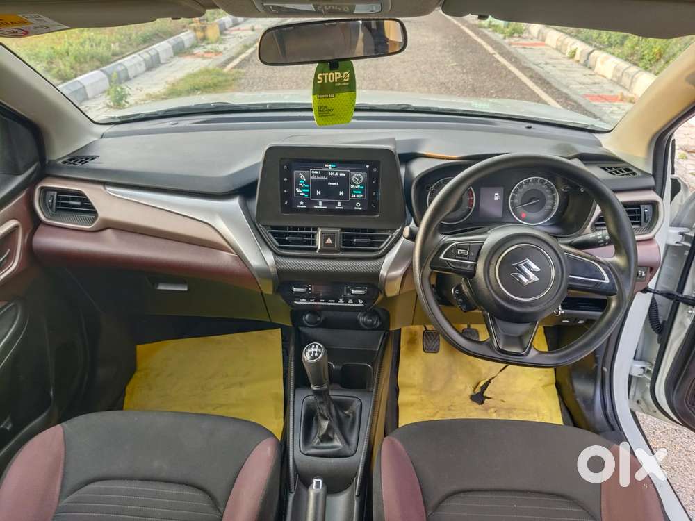 Maruti Suzuki Fronx Delta Plus 1.2l Ags, 2025